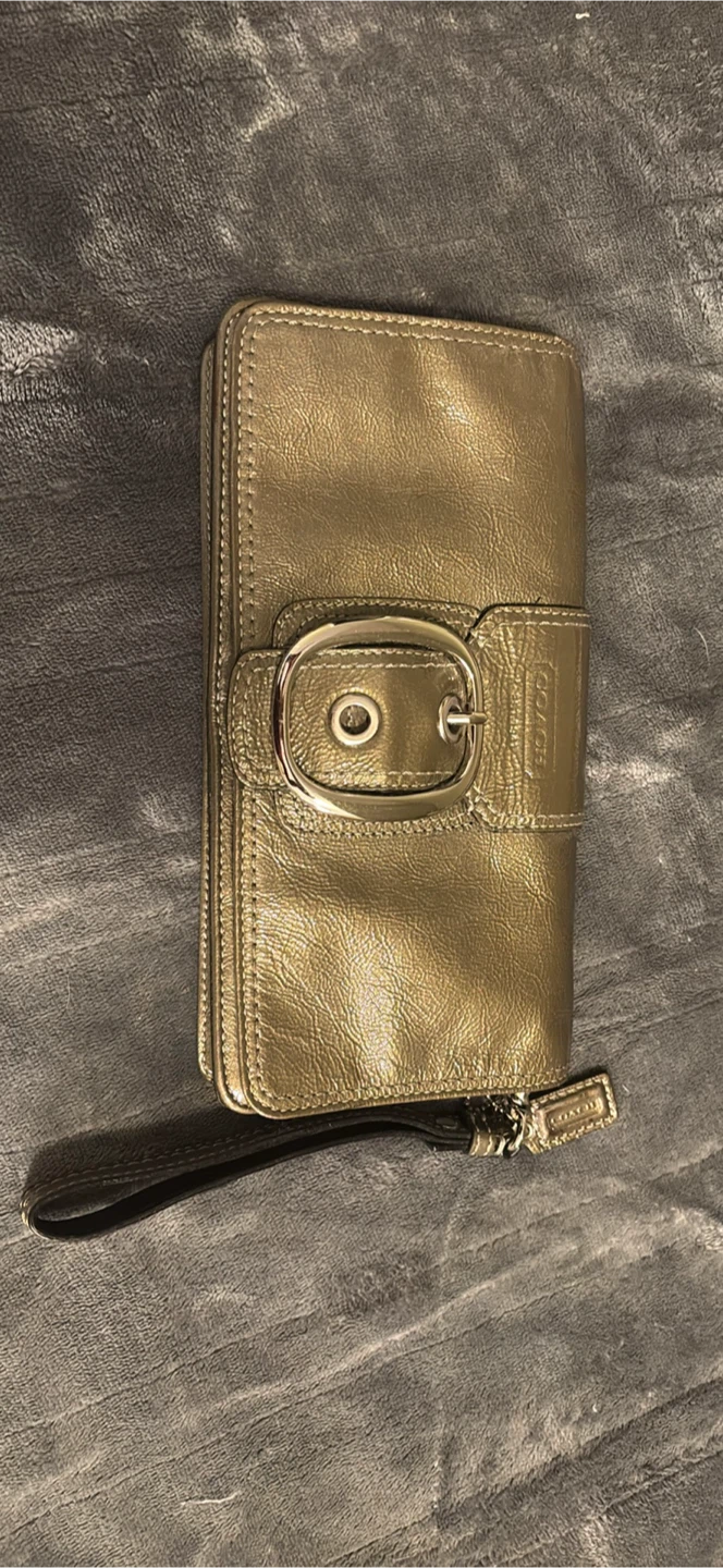 Olive Color Metallic Leather Buckle Wallet/Purse - photo 2