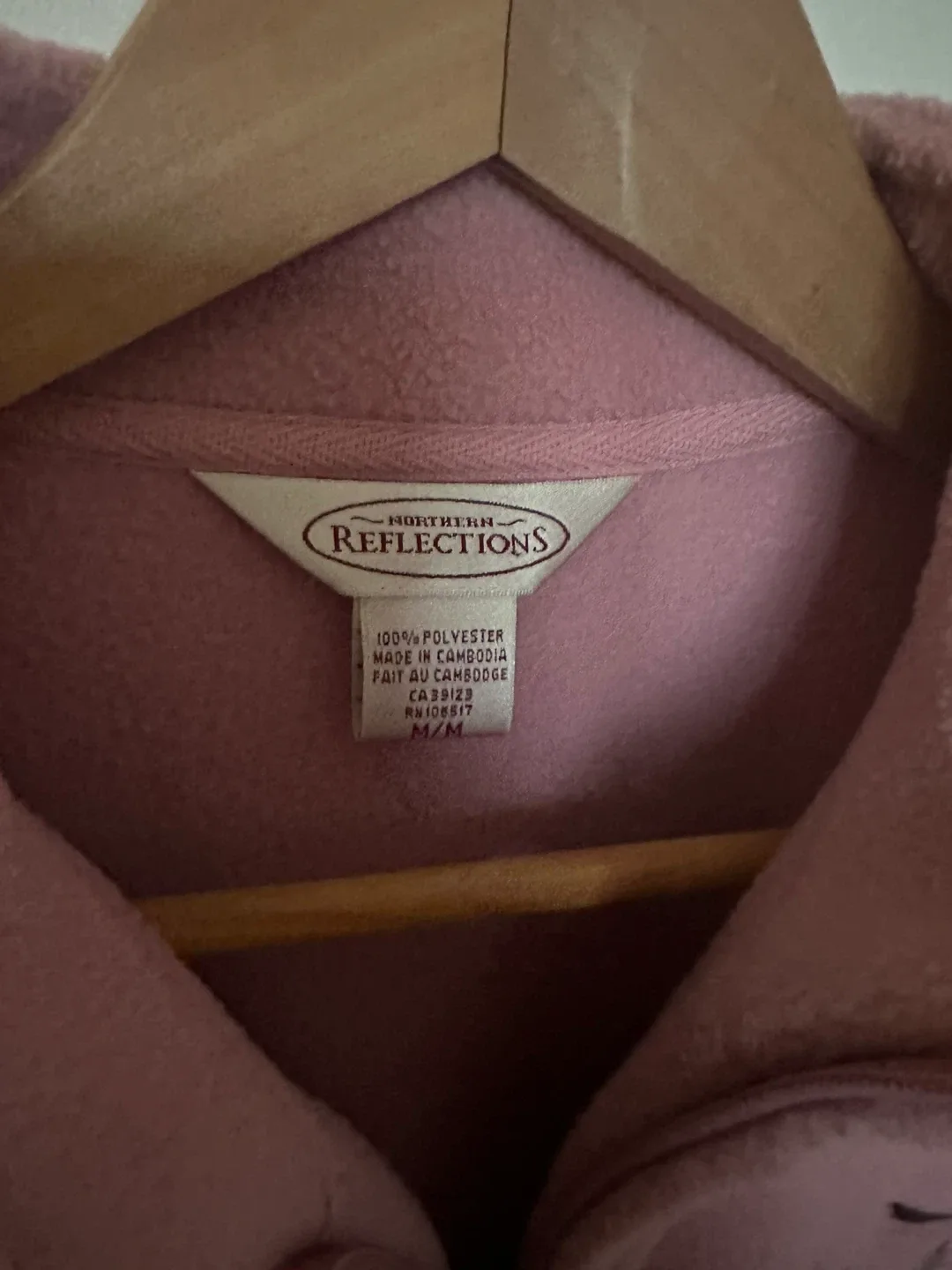 Northern Reflections Pink Floral Fleece Jacket Cozy image indicator(6)