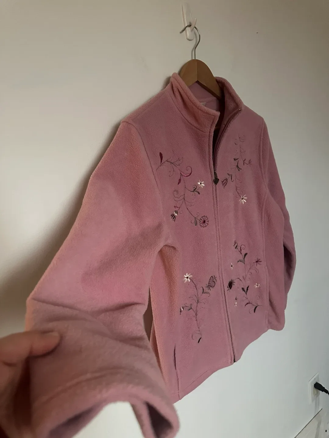 Northern Reflections Pink Floral Fleece Jacket Cozy image indicator(4)