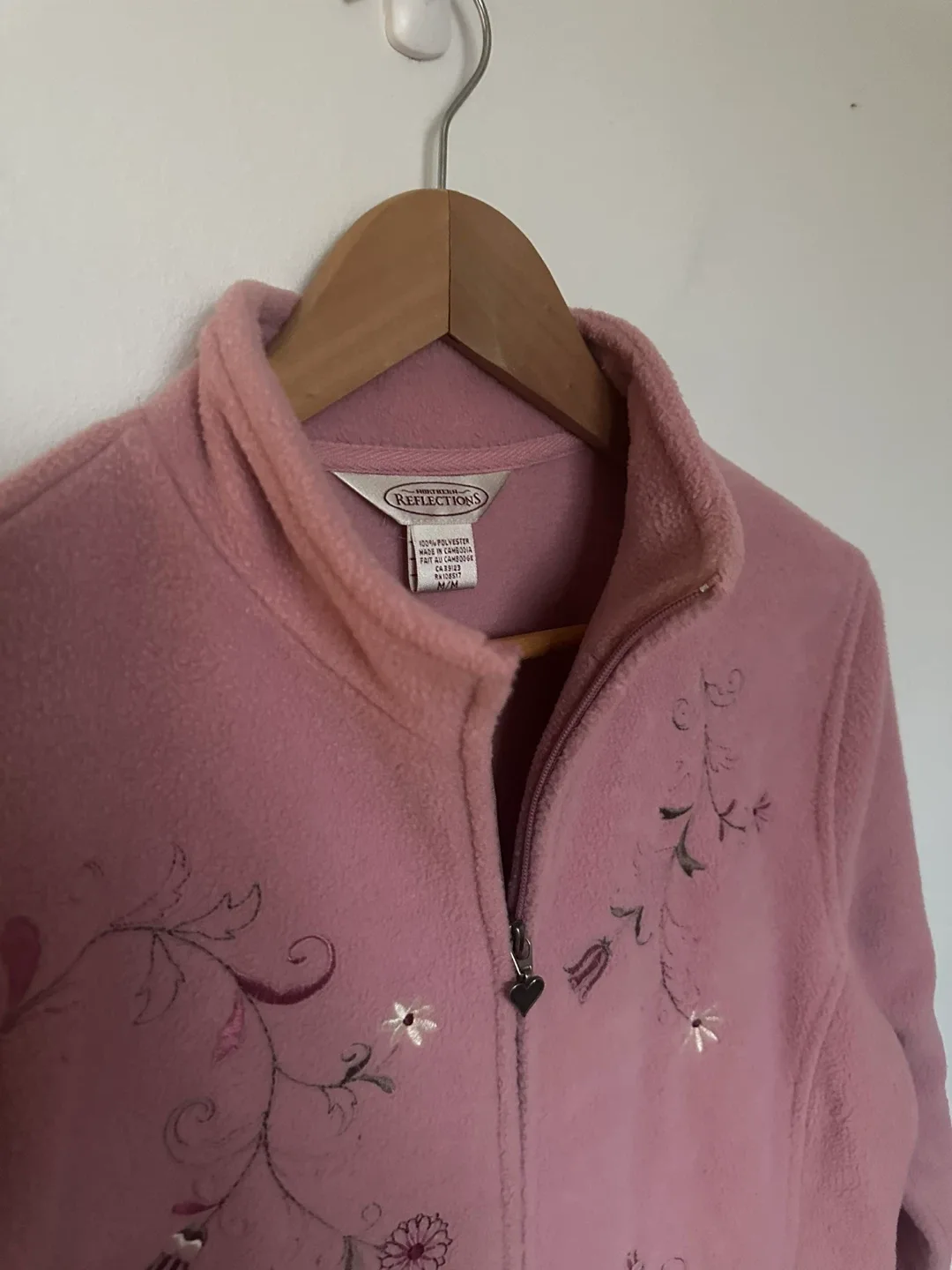 Northern Reflections Pink Floral Fleece Jacket Cozy image indicator(3)