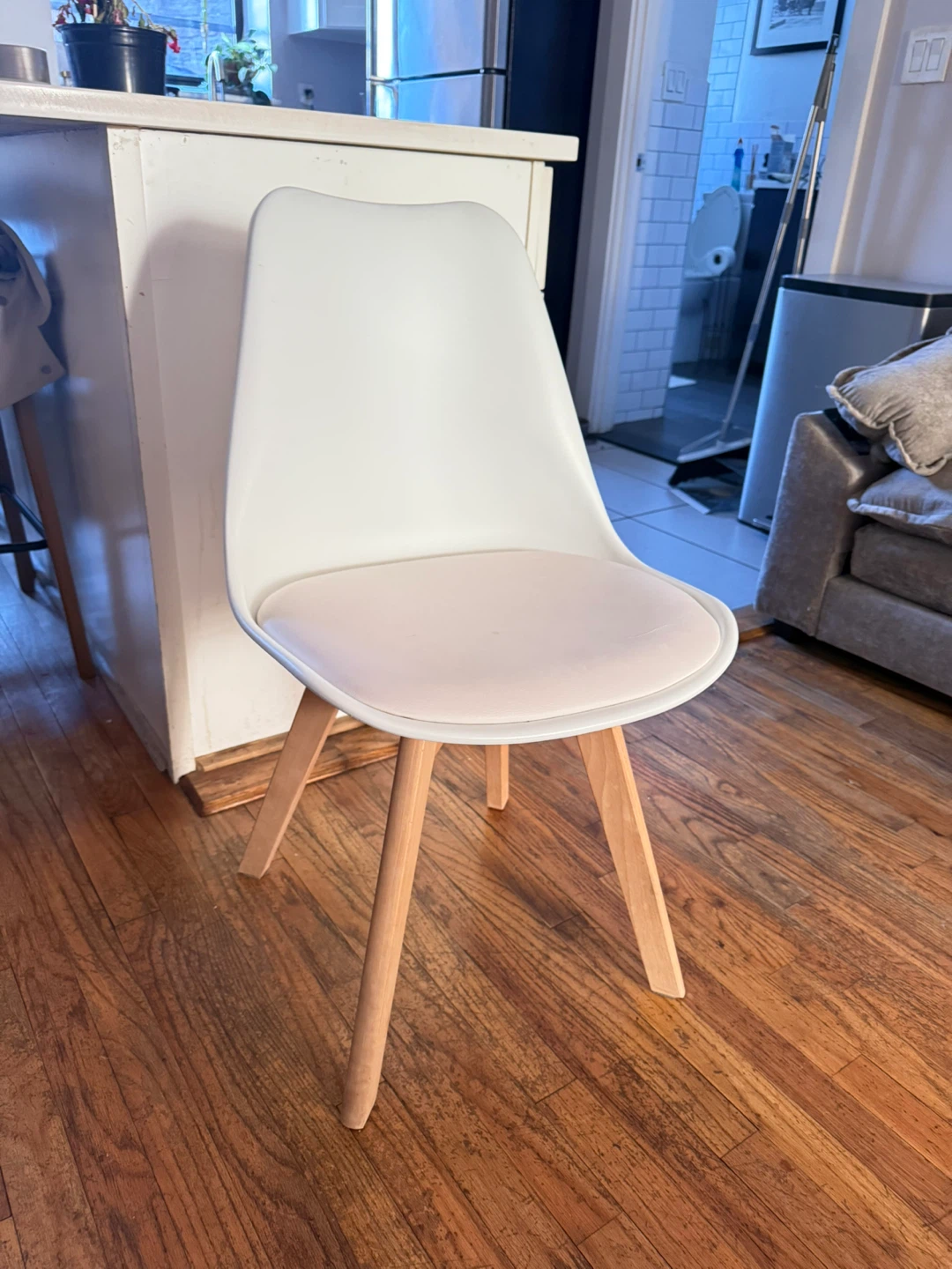 White Dining Chair with Wooden Legs