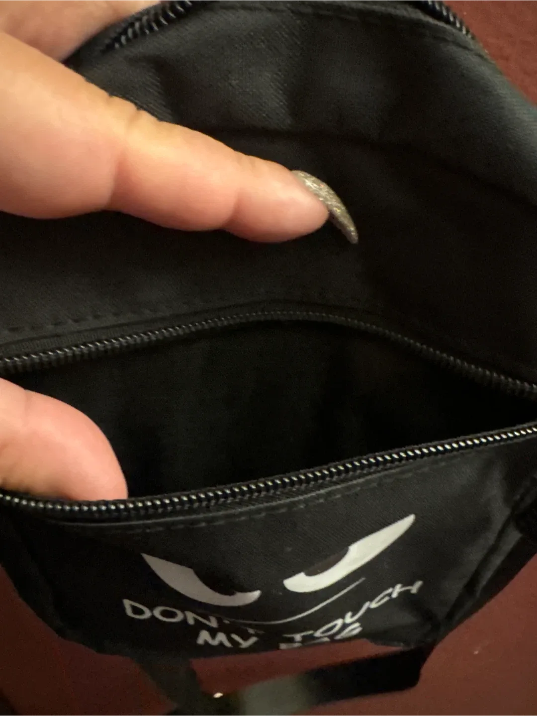 NEW Black 'Don't Touch My Bag' Crossbody Bag image indicator(6)