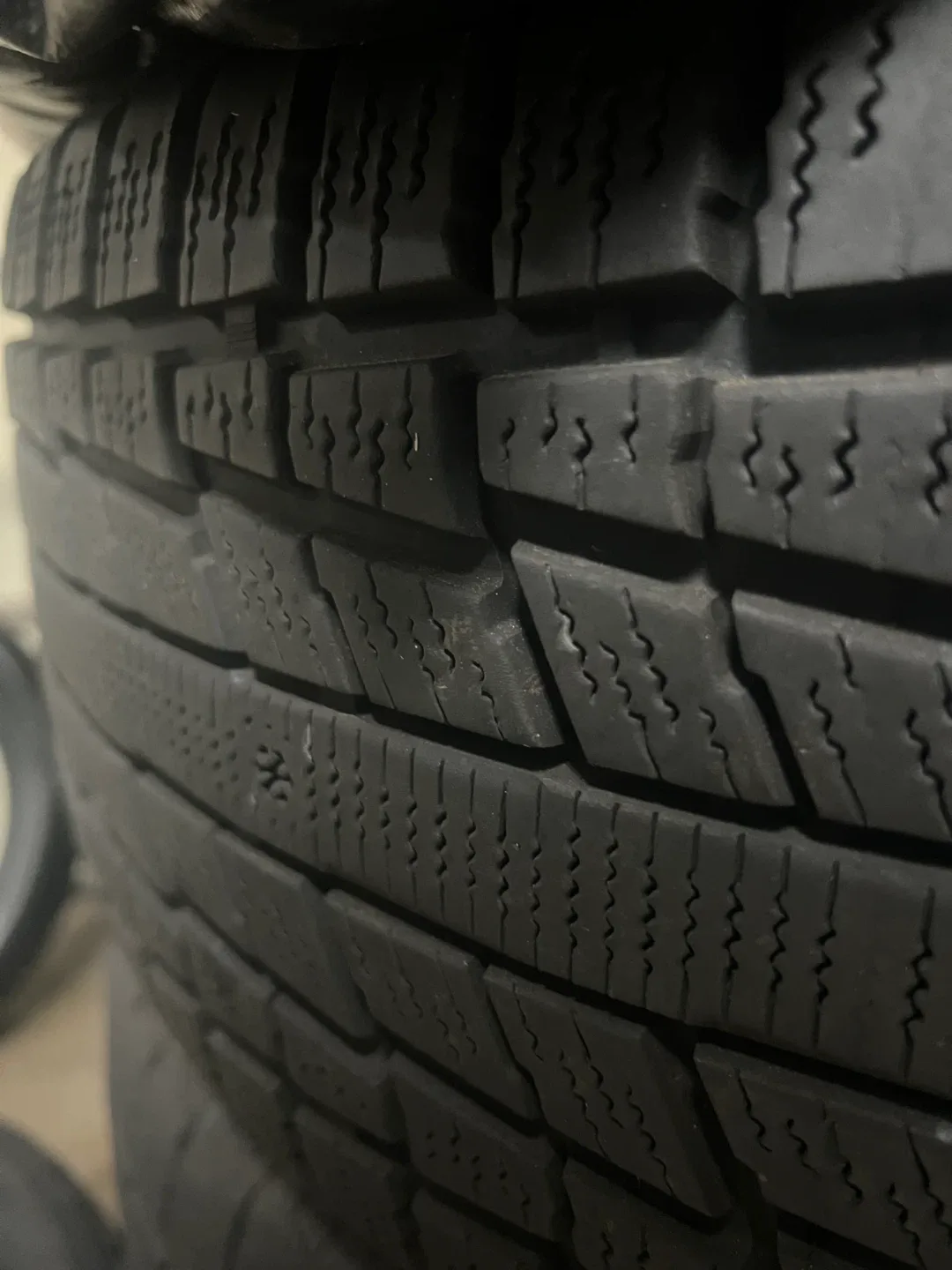 Winter tires for sale image indicator(4)