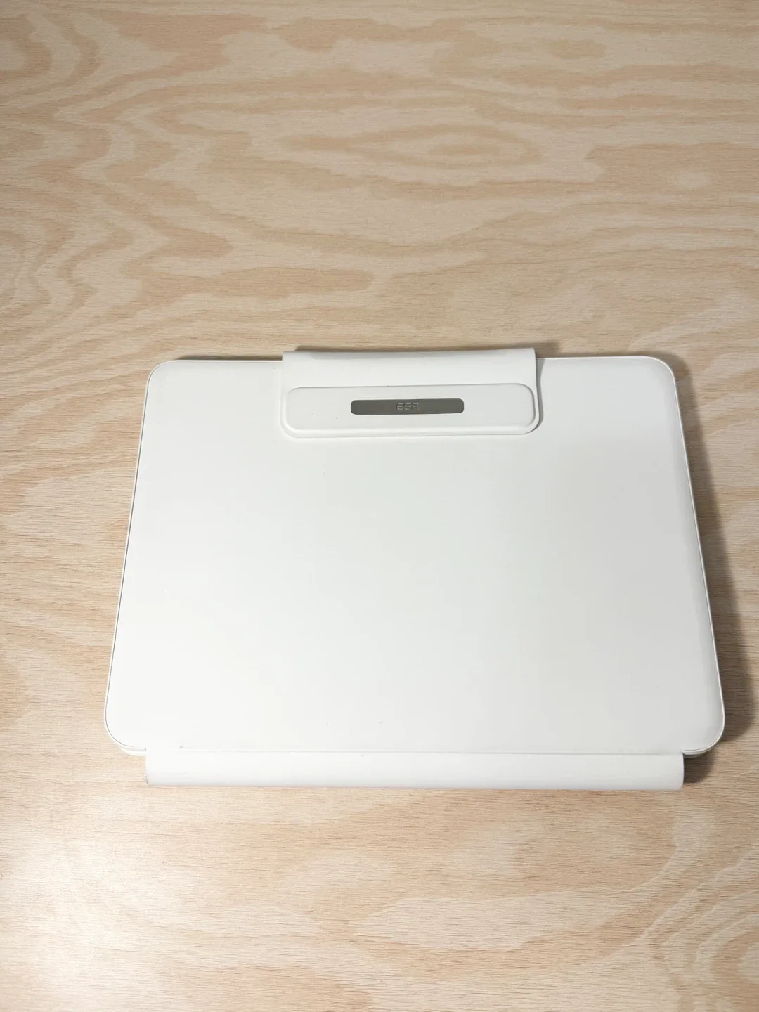 ESR Rebound Magnetic Keyboard Case - iPad Air image indicator(6)