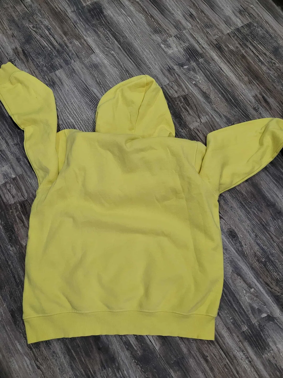 The North Face Yellow Hoodie - Size L image indicator(2)