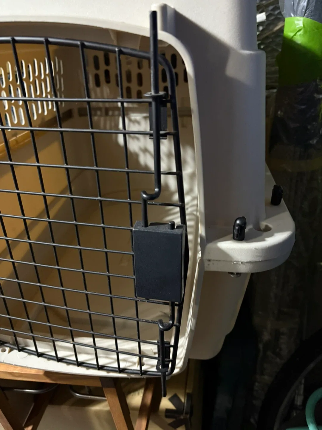 Bargain Hound Pet Carrier/Kennel 🥕 image indicator(3)