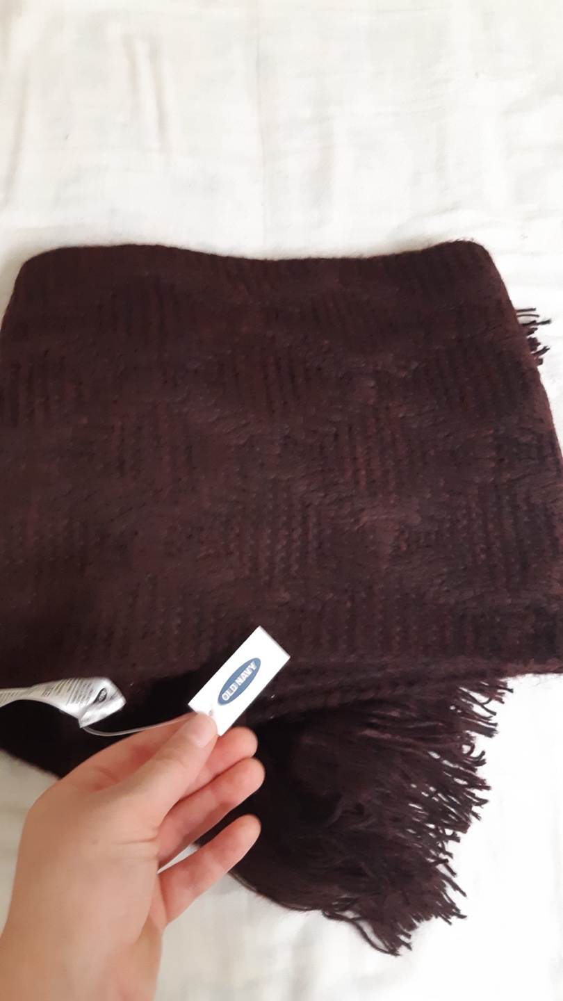 Burgandy Long Winter Scarf with Tag - photo 3