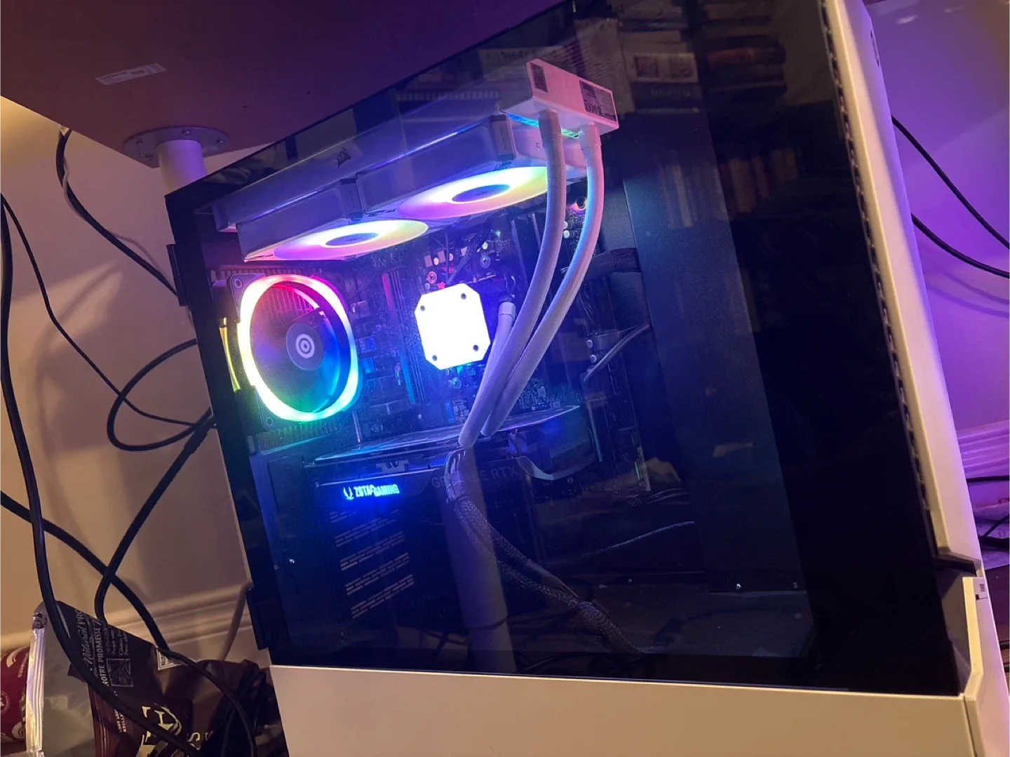 Cyberpower AMD/Nvidia Gaming PC image indicator(4)