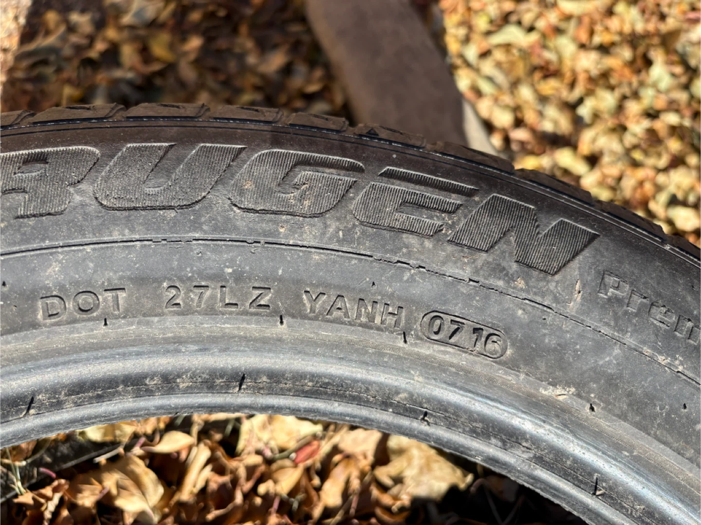 Kumho Rugen Premium Tire 225/55R18 98H - photo 5
