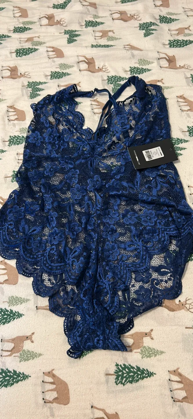 Fashion Nova image indicator(3)