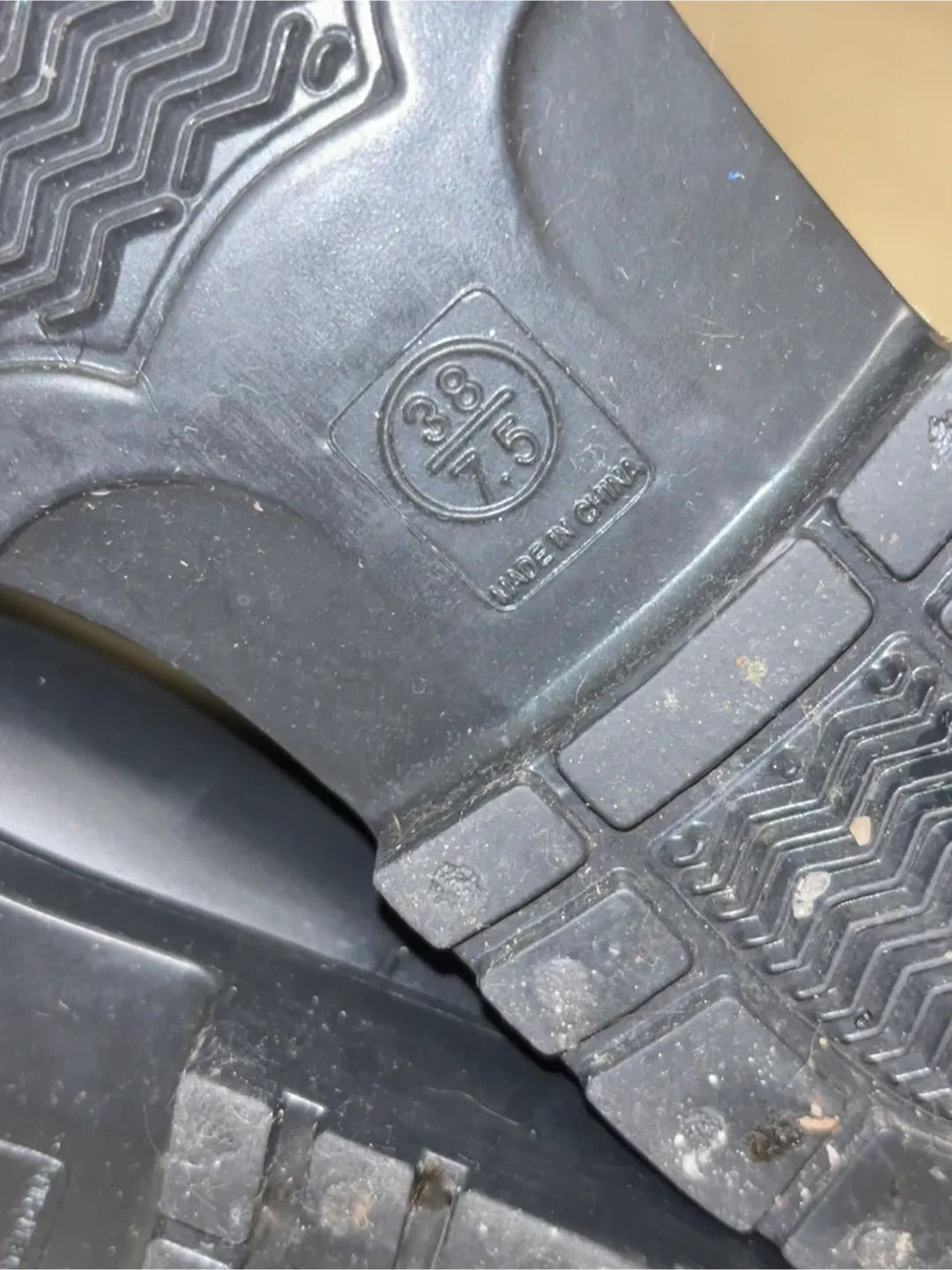 Black Rain Boots Size 7.5 image indicator(5)