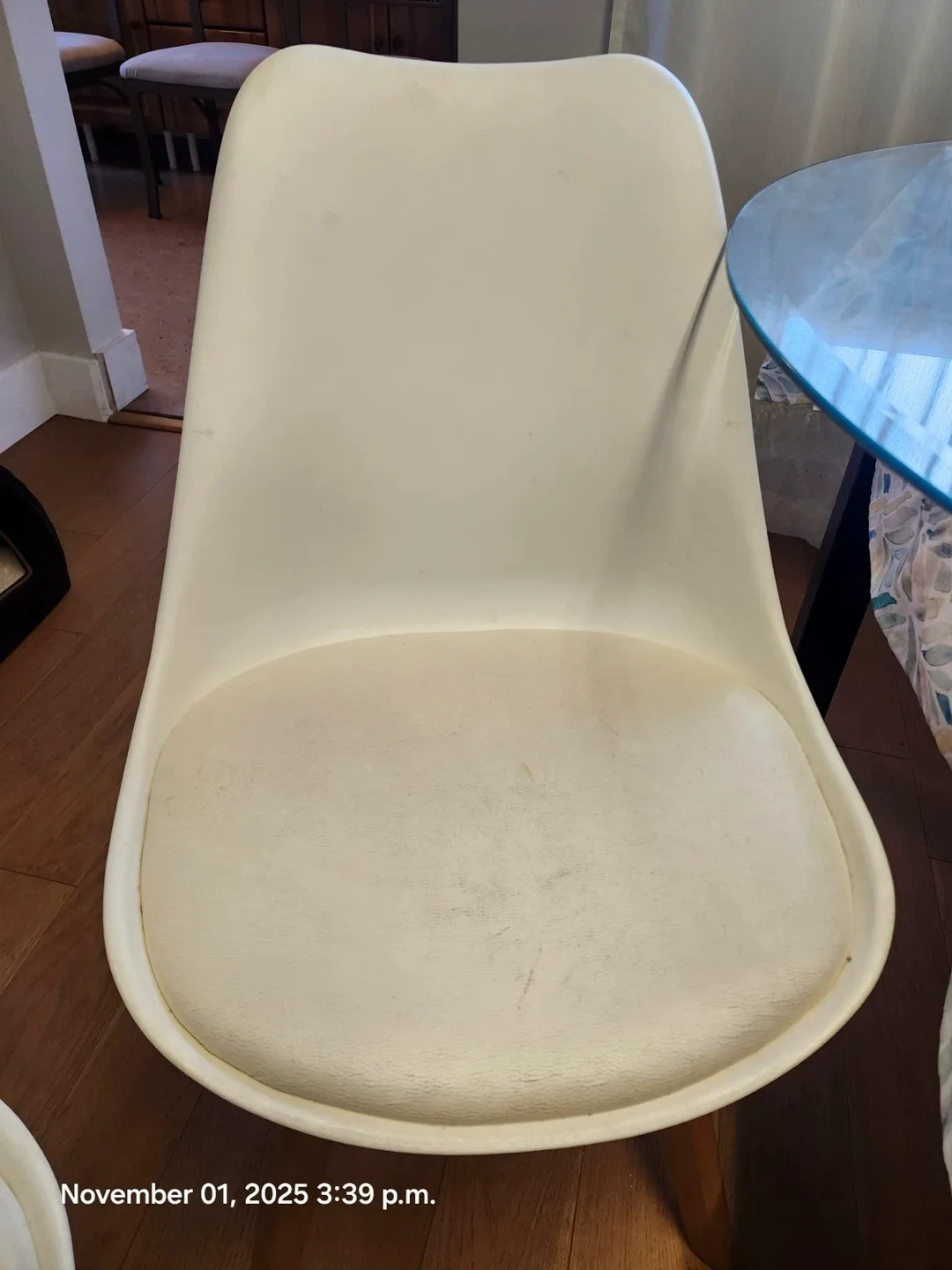 6 White Dining Chairs image indicator(3)