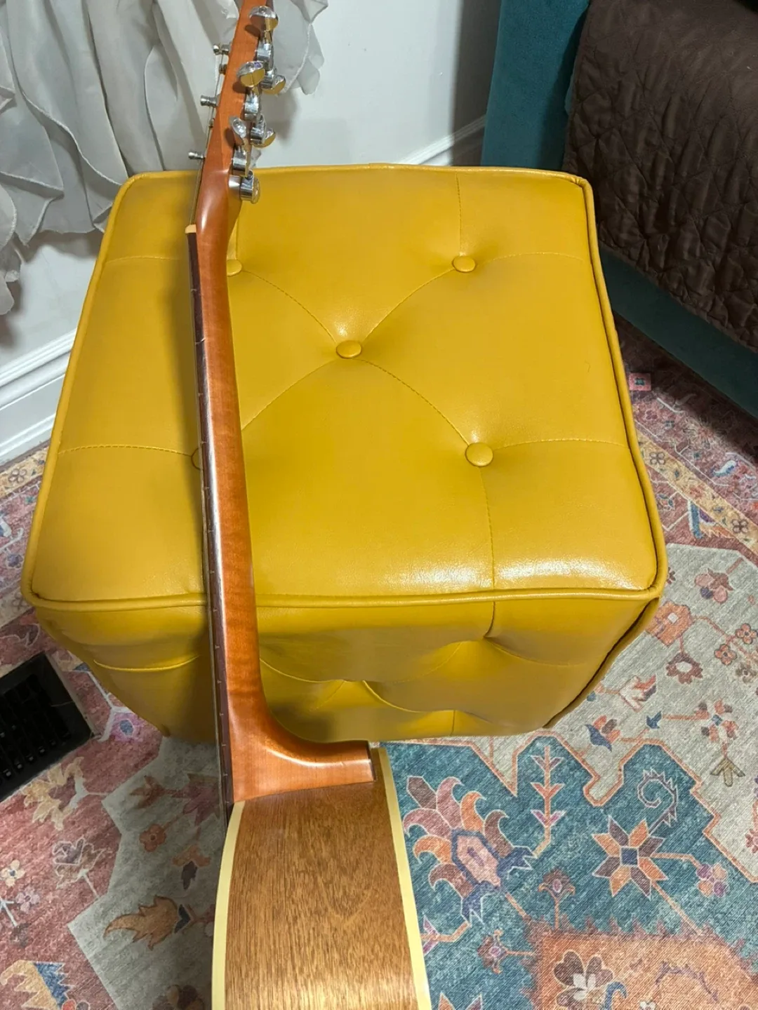 Seagull S6 Slim Acoustic Guitar image indicator(5)