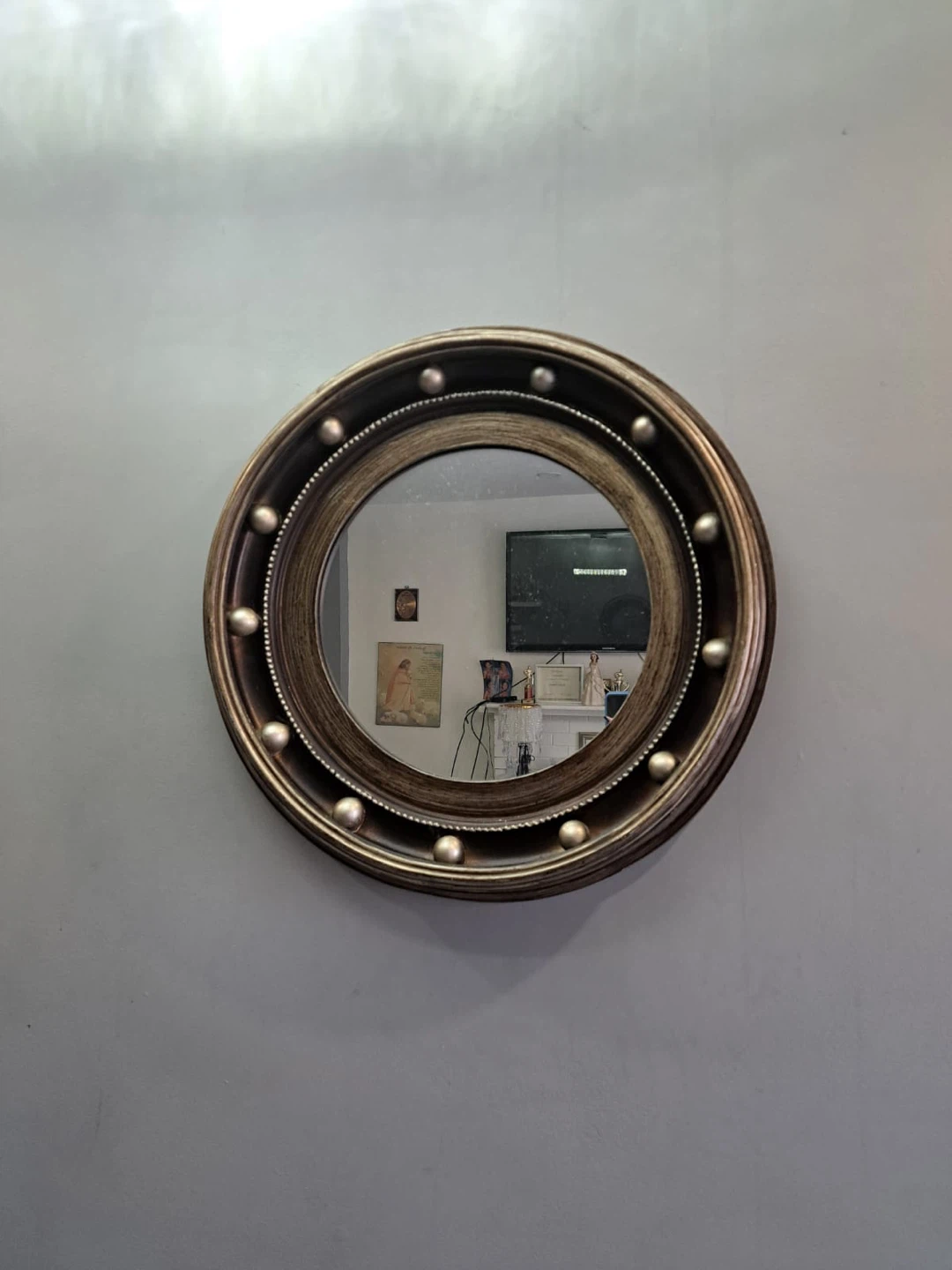 Round Decorative Wall Mirror - photo 3