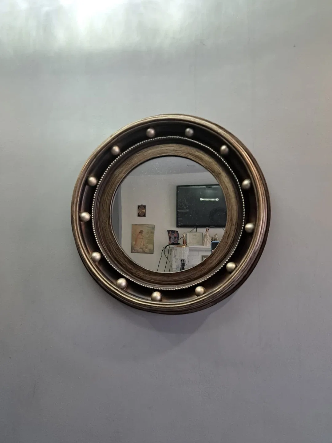 Round Decorative Wall Mirror image indicator(3)
