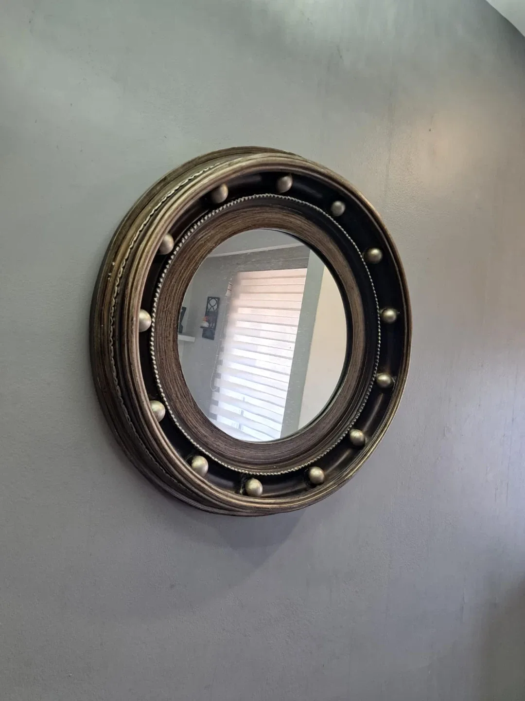 Round Decorative Wall Mirror thumbnail