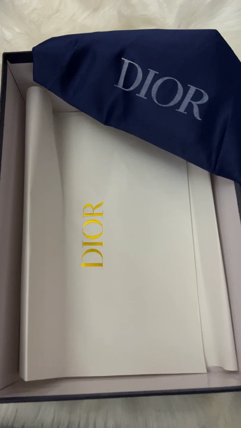 1:1 Dior b30 image indicator(8)