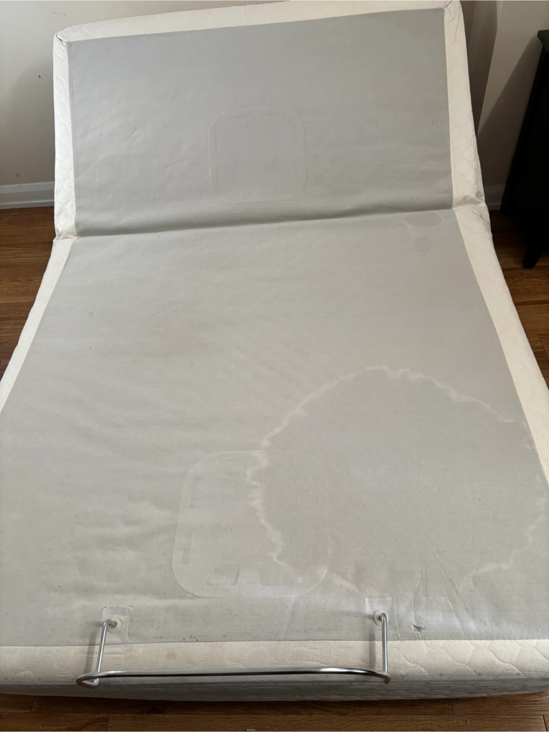 Sealy Adjustable double orthopaedic Bed Frame - photo 3