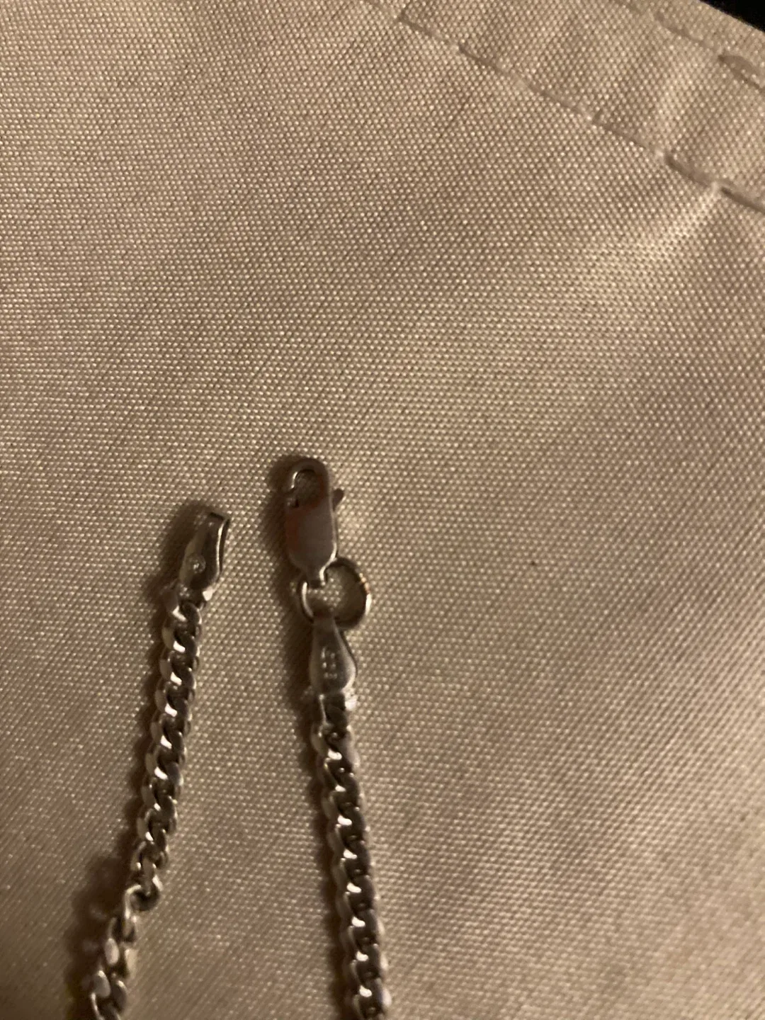 20” Italian Silver Curb Chain image indicator(5)