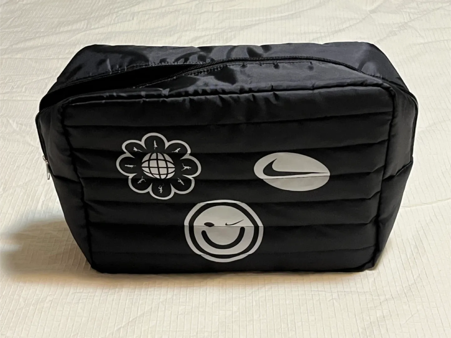 Nike Goodie Bag 14/10/5 Inches image indicator(2)