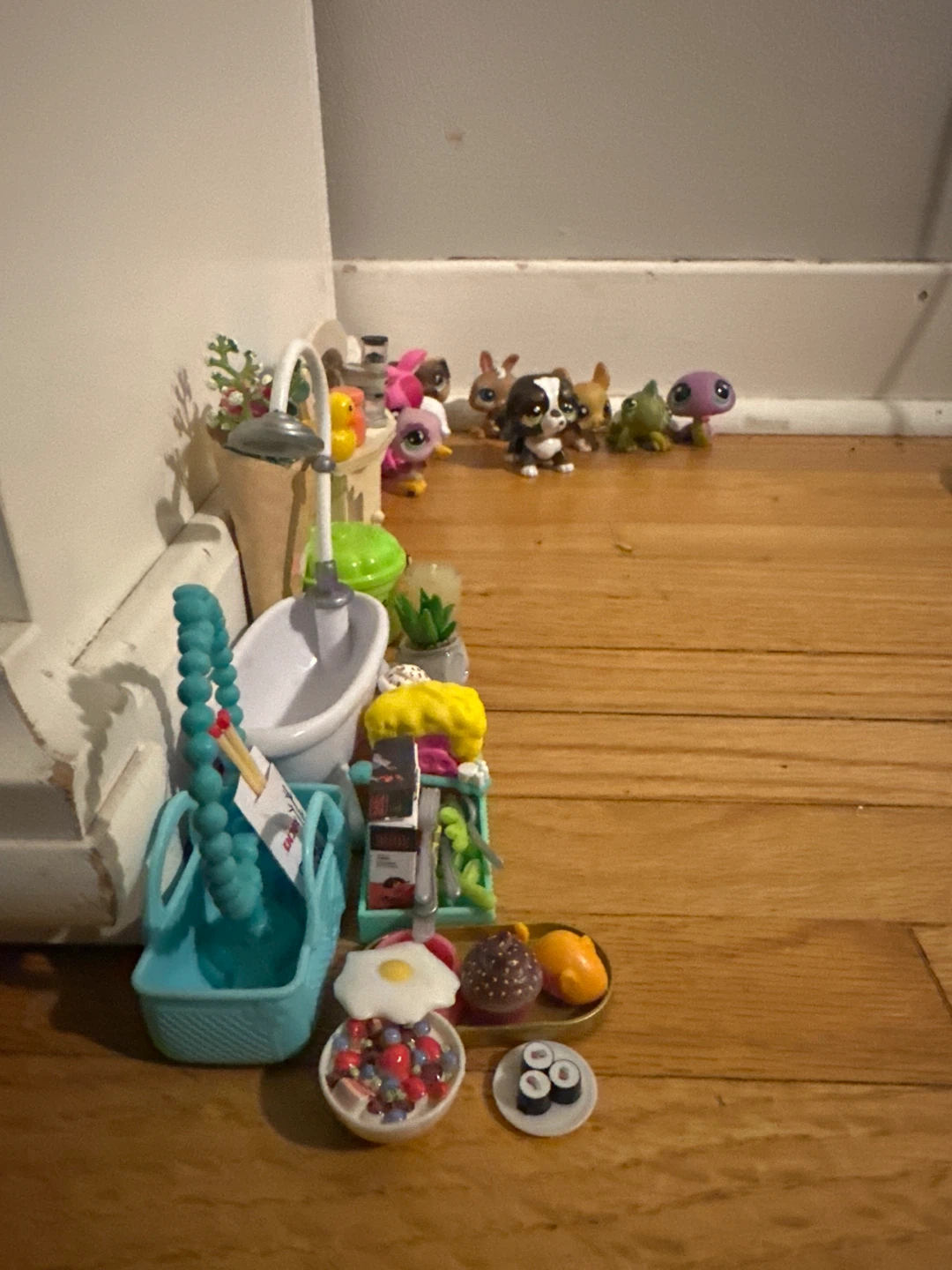 LPS/ mini brands/ accessories