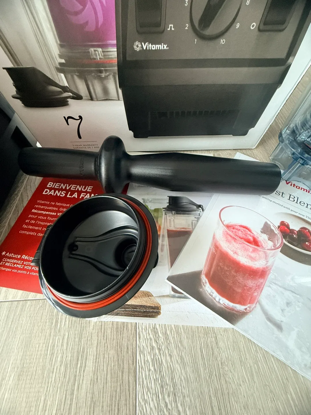 $200 Vitamix E320 Explorian Series Blender image indicator(3)