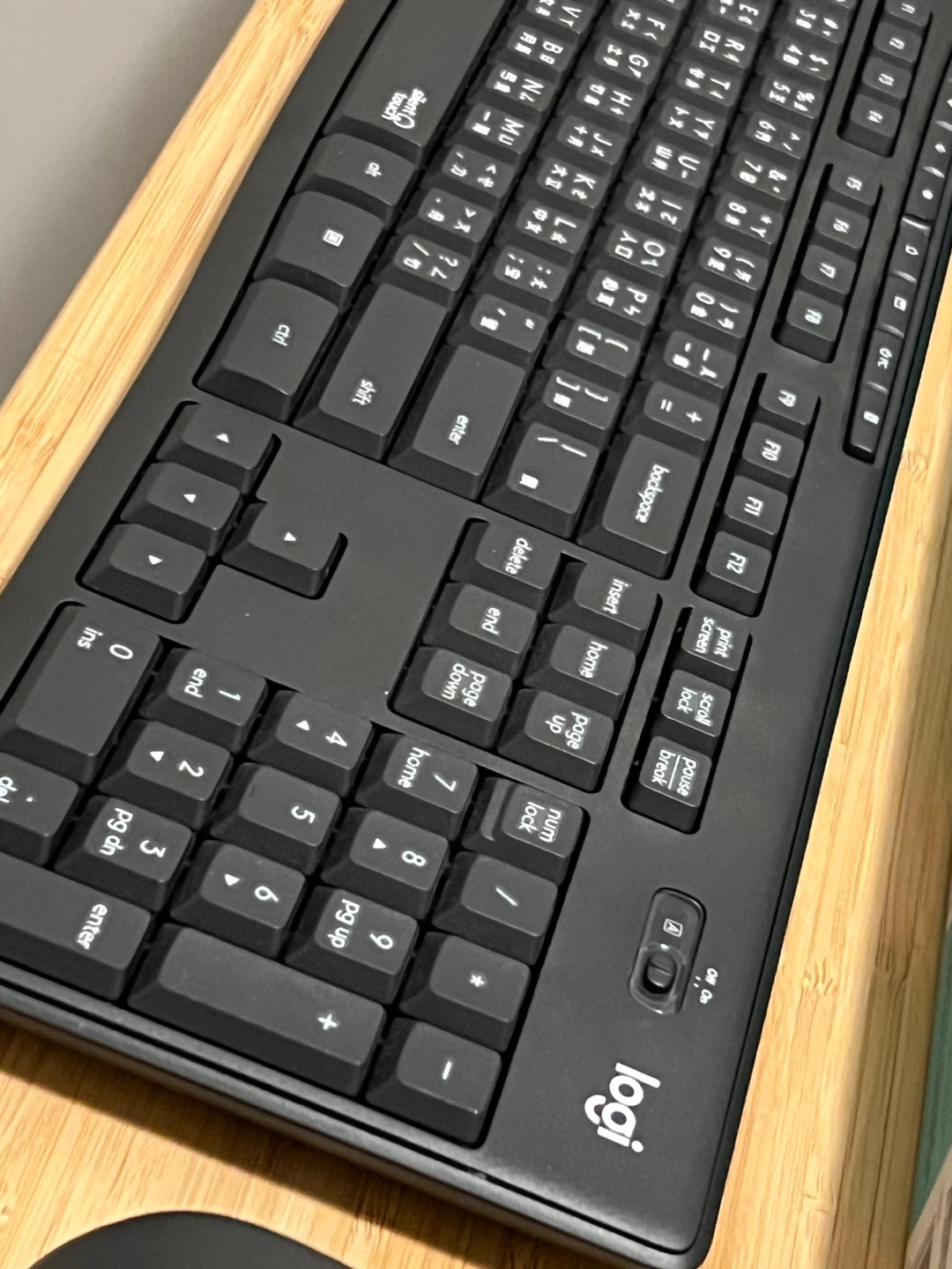 Logitech MK295 Silent Wireless Keyboard and Mouse Combo - NEW - photo 4