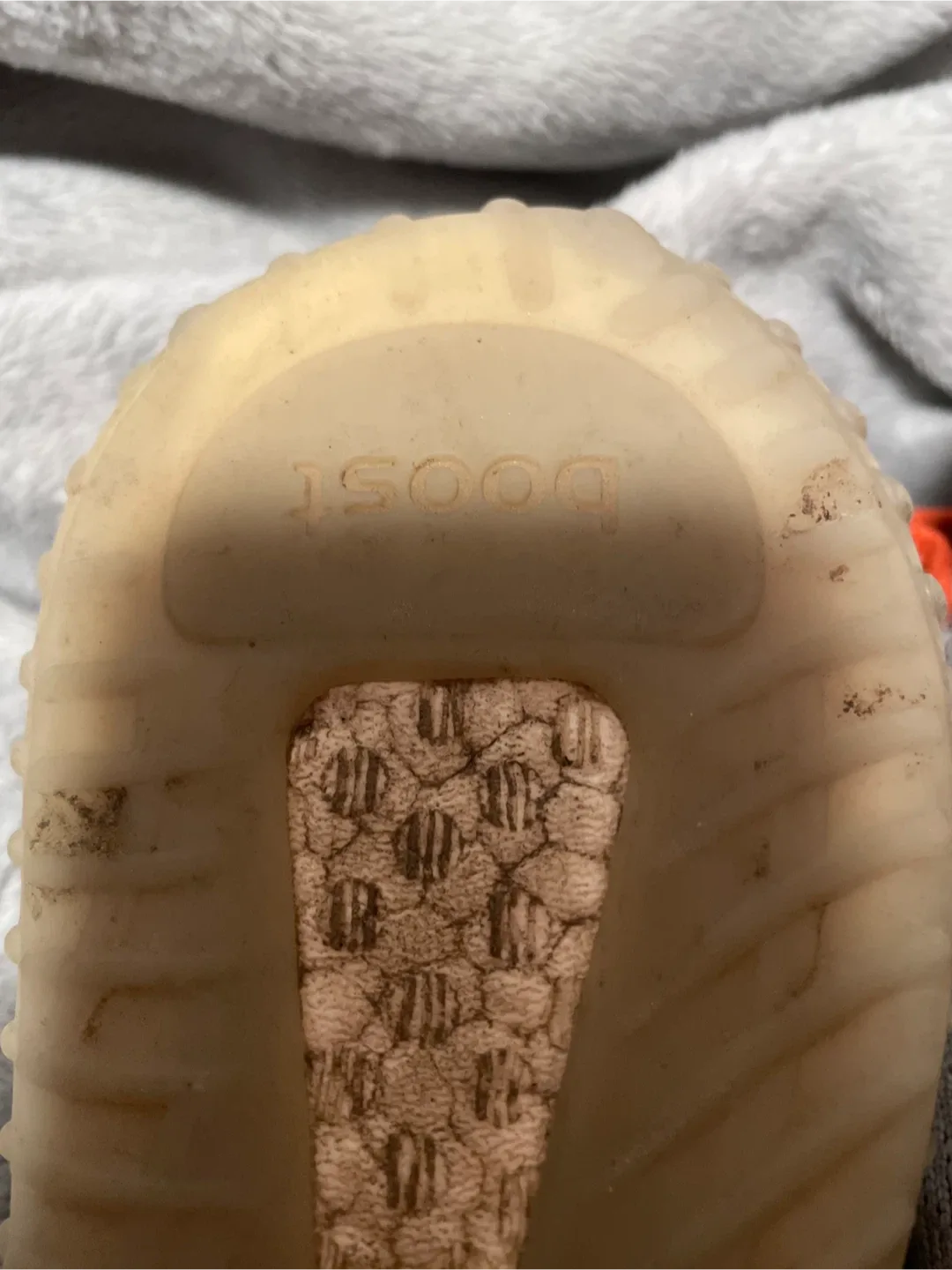 Adidas Yeezy Boost 350 V2 image indicator(2)