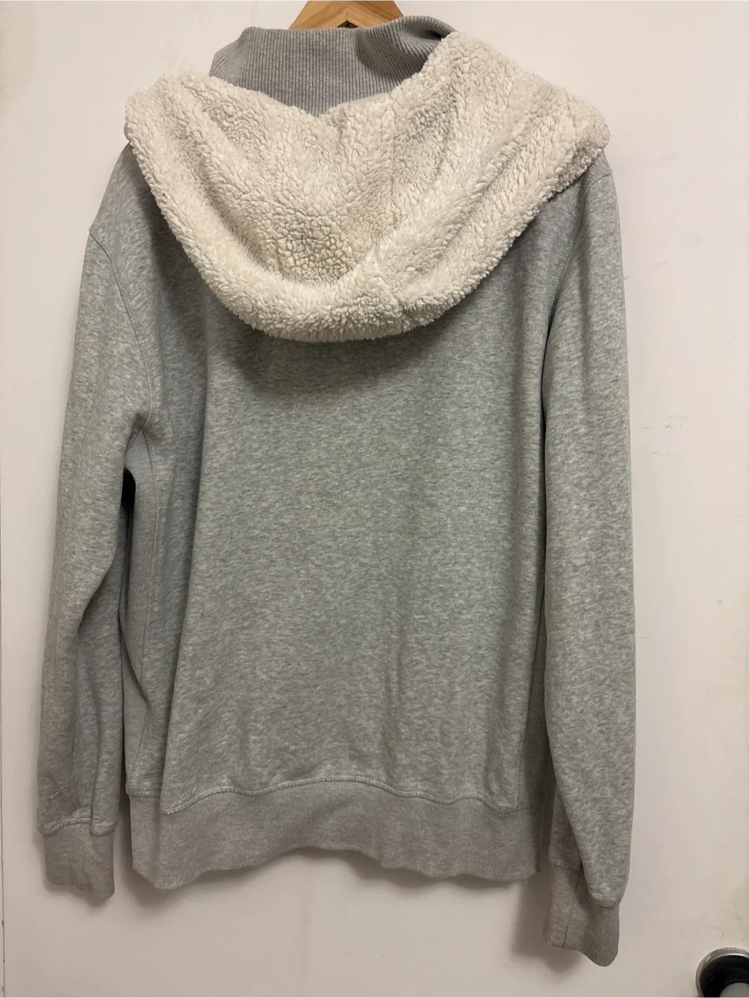 Nevada 76 Grey Hoodie image indicator(2)