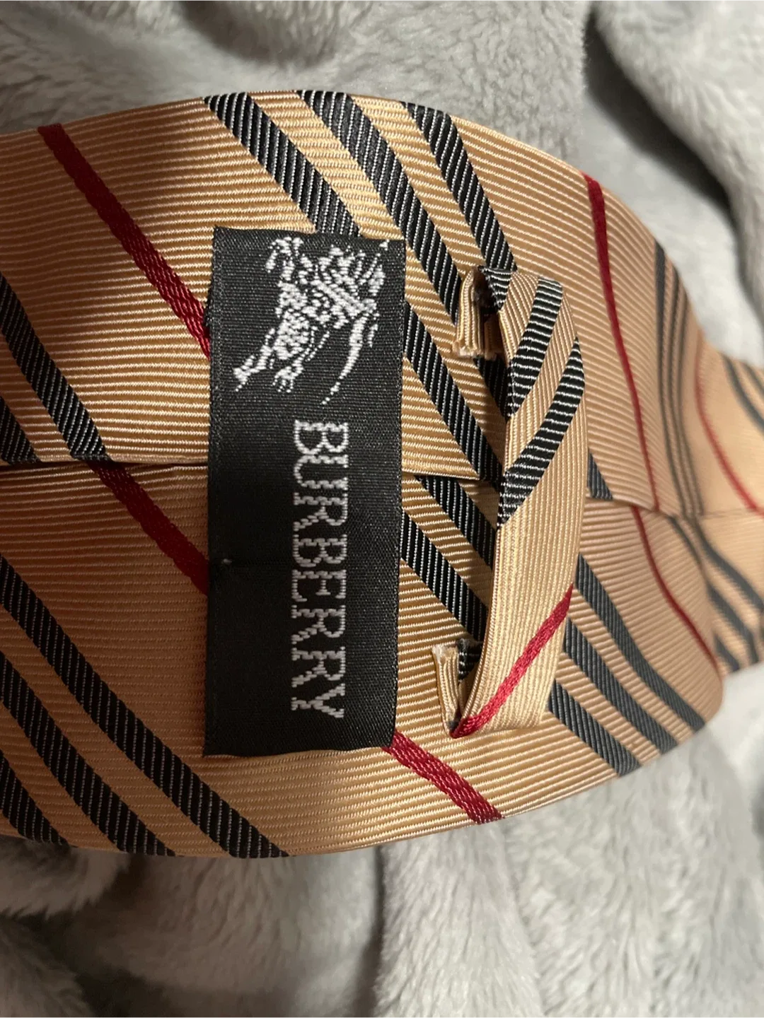 Burberry Striped Necktie - Classic Style image indicator(2)