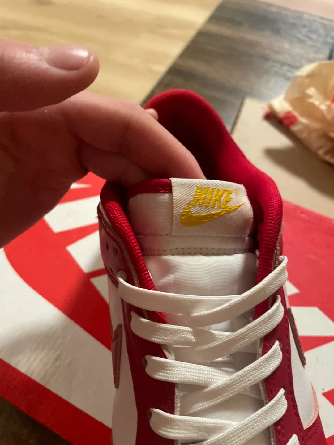 Nike Dunk Low Retro Gym Red/White - Size 9 image indicator(5)