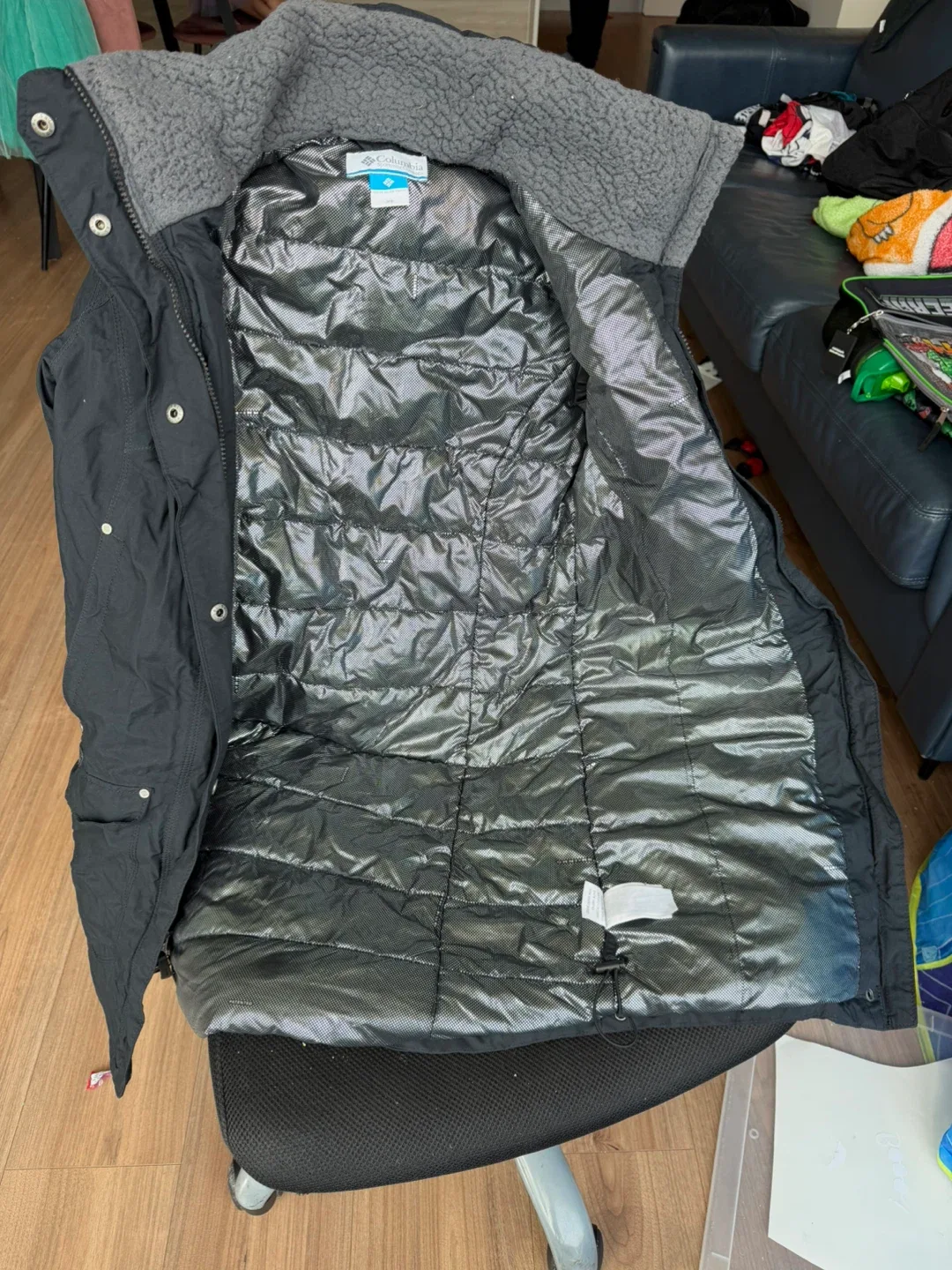 Columbia Black Winter Parka image indicator(3)