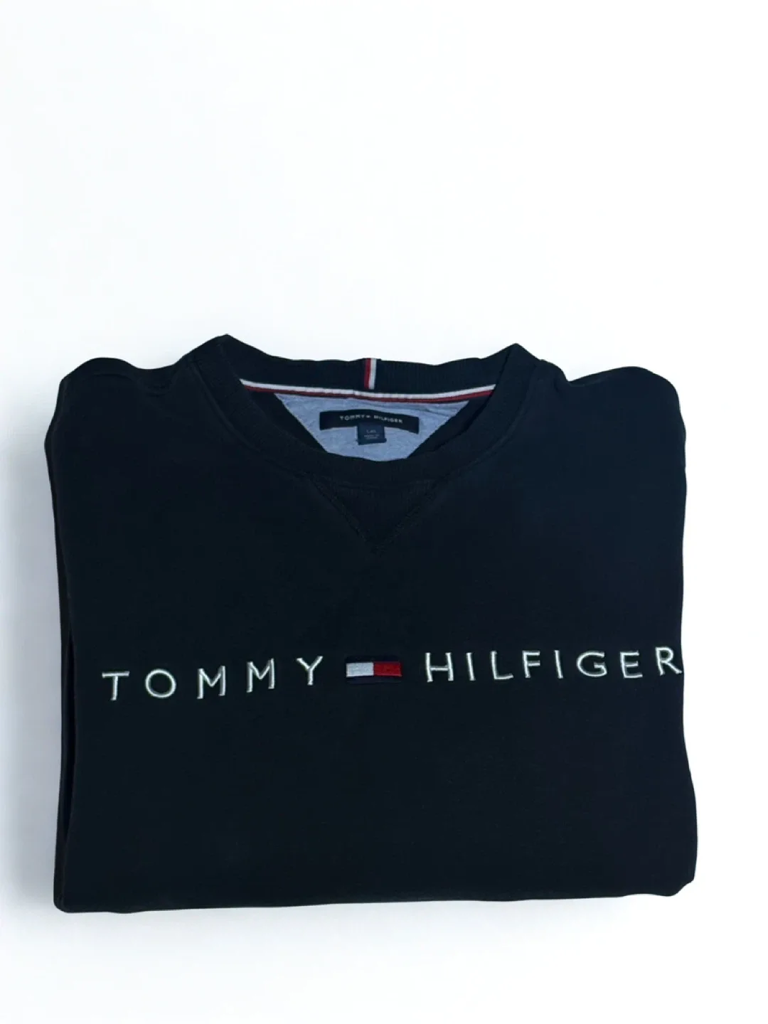 Tommy Hilfiger Black Sweatshirt - Size L image indicator(3)