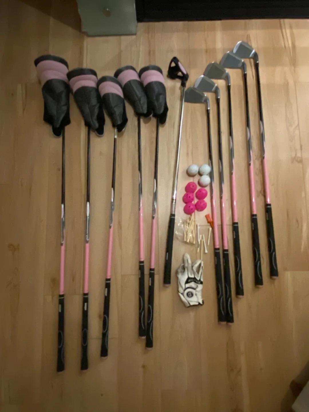 Alien Golf Clubs Set with Bag image indicator(4)