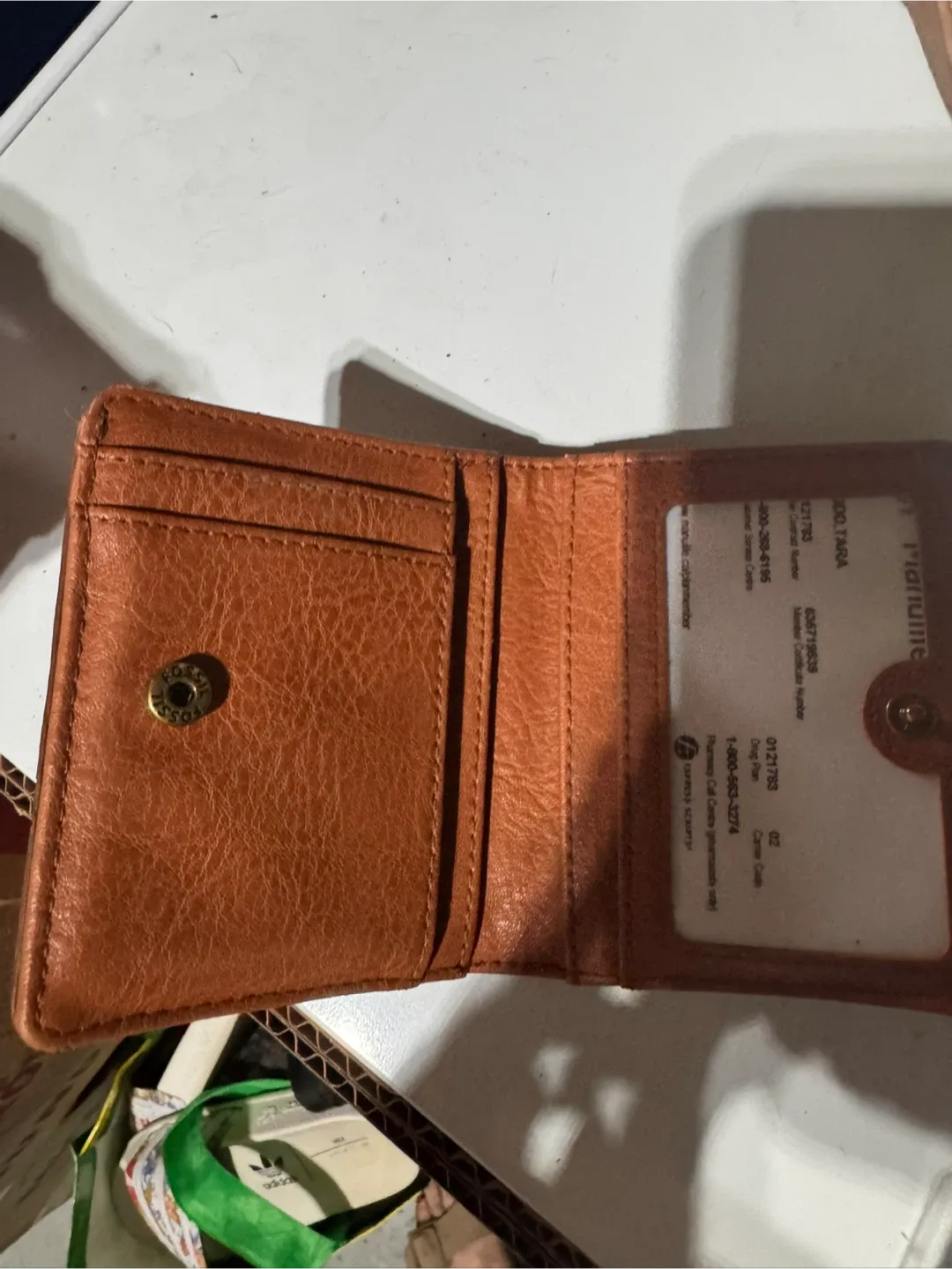 Fossil Wallet image indicator(2)