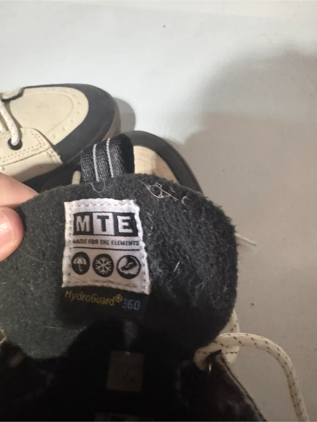 Vans MTE Skate Shoes - Men's US 6.5, women’s 8 image indicator(2)