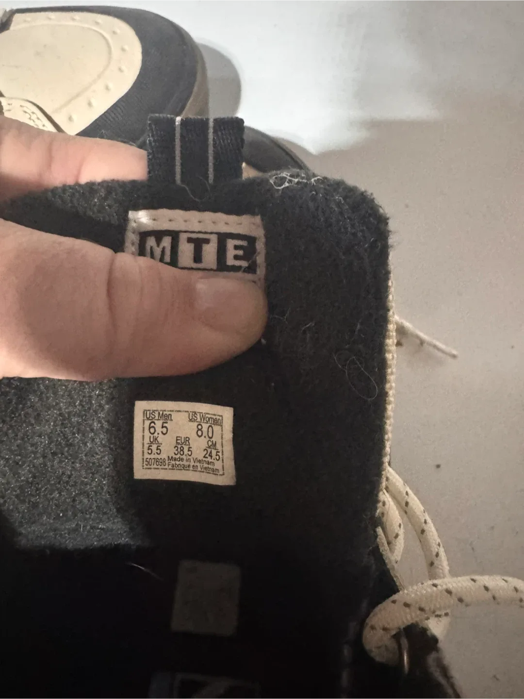 Vans MTE Skate Shoes - Men's US 6.5, women’s 8 image indicator(3)