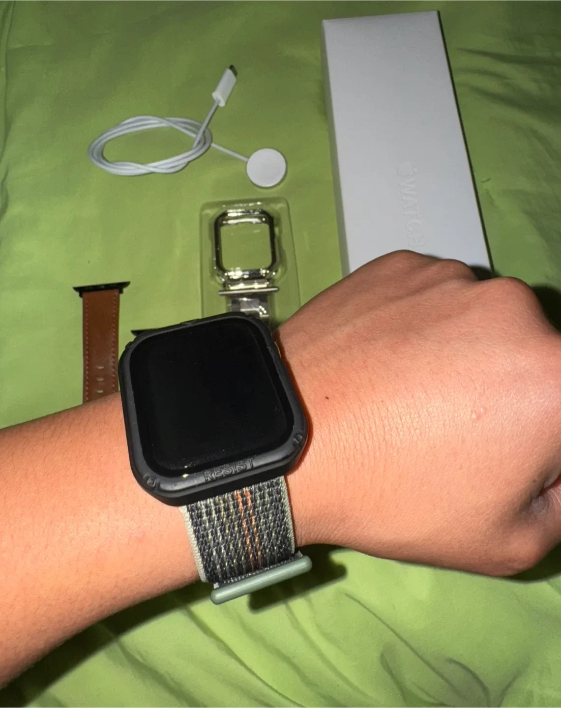 Apple Watch Series 8, 45mm Silver Stainless Steel thumbnail