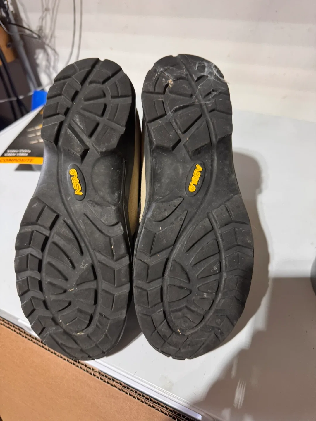 Asolo Hiking Boots, Size 7.5 US image indicator(4)