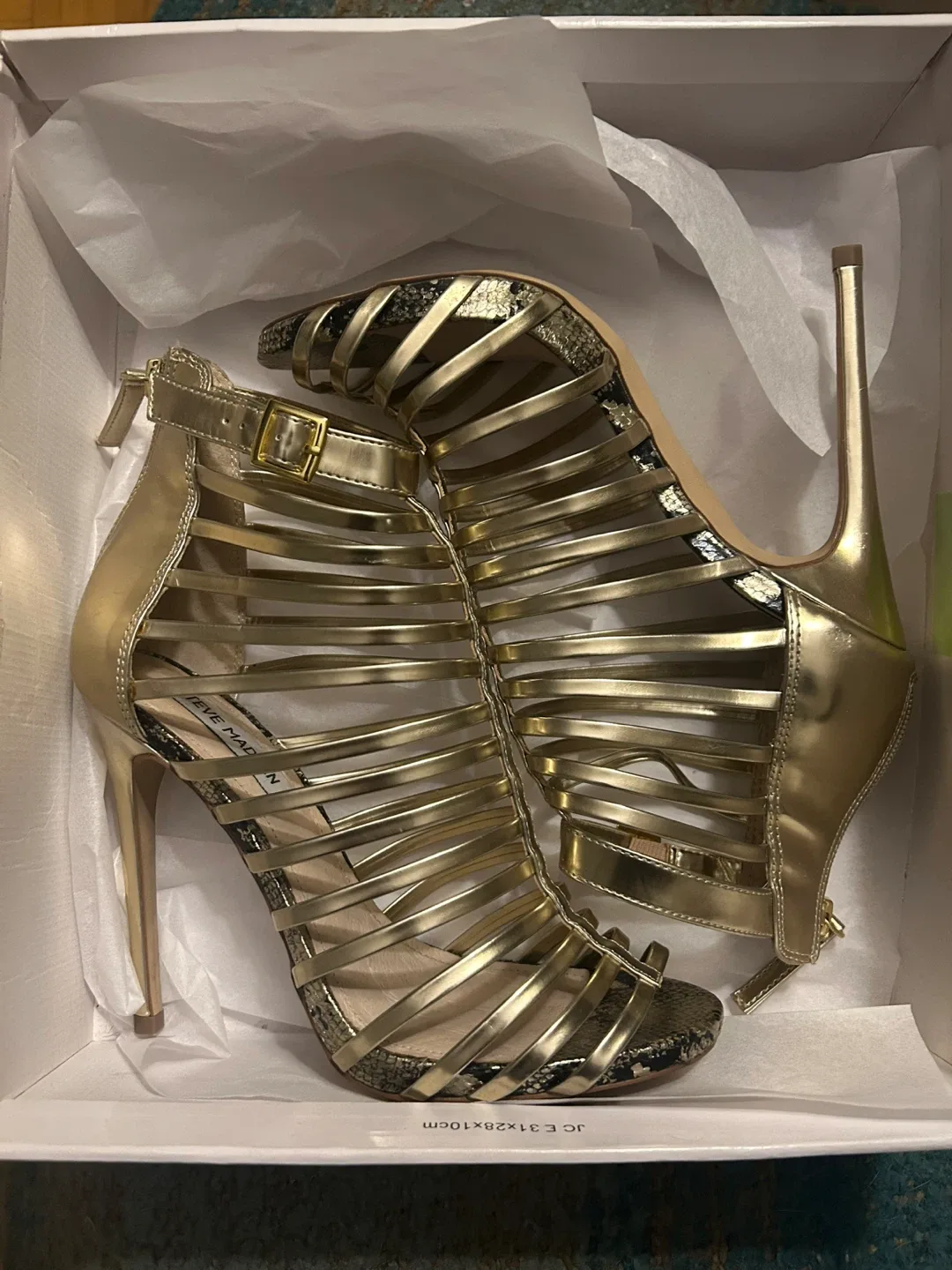 🔥Steve Madden Gold Strappy Heels – Size 8