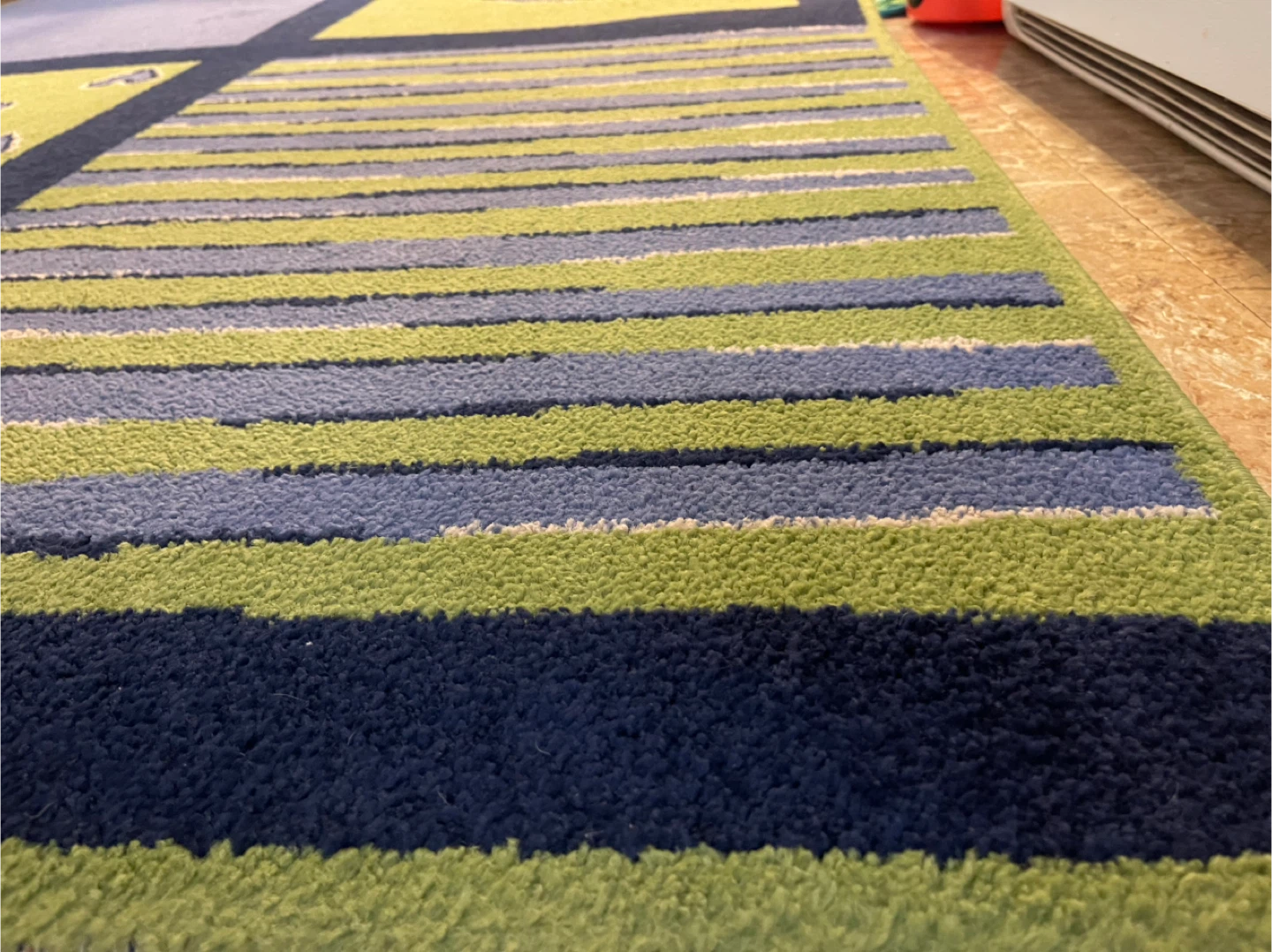 Green & Blue Patterned Area Rug - photo 4