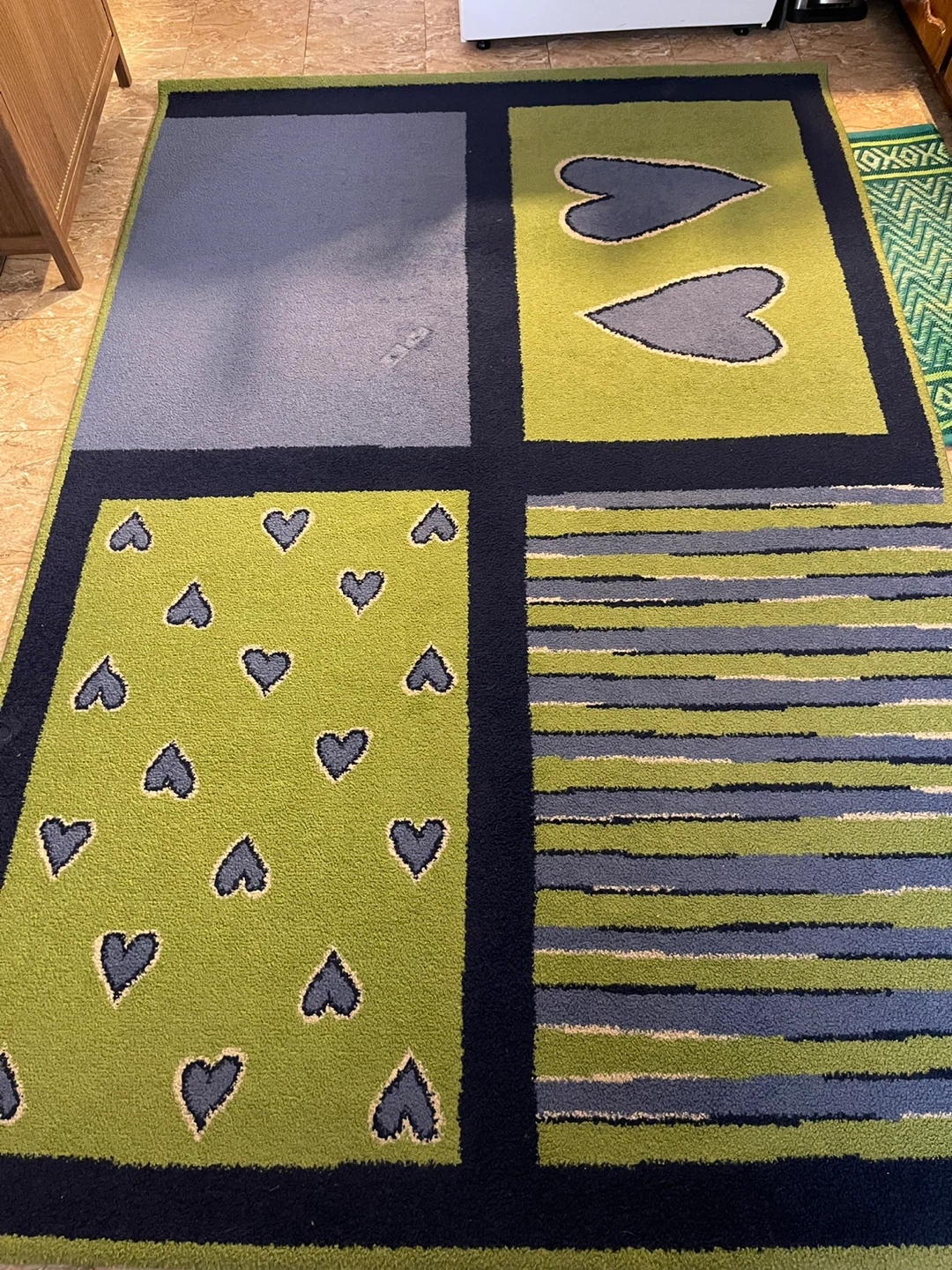 Green & Blue Patterned Area Rug - photo 2