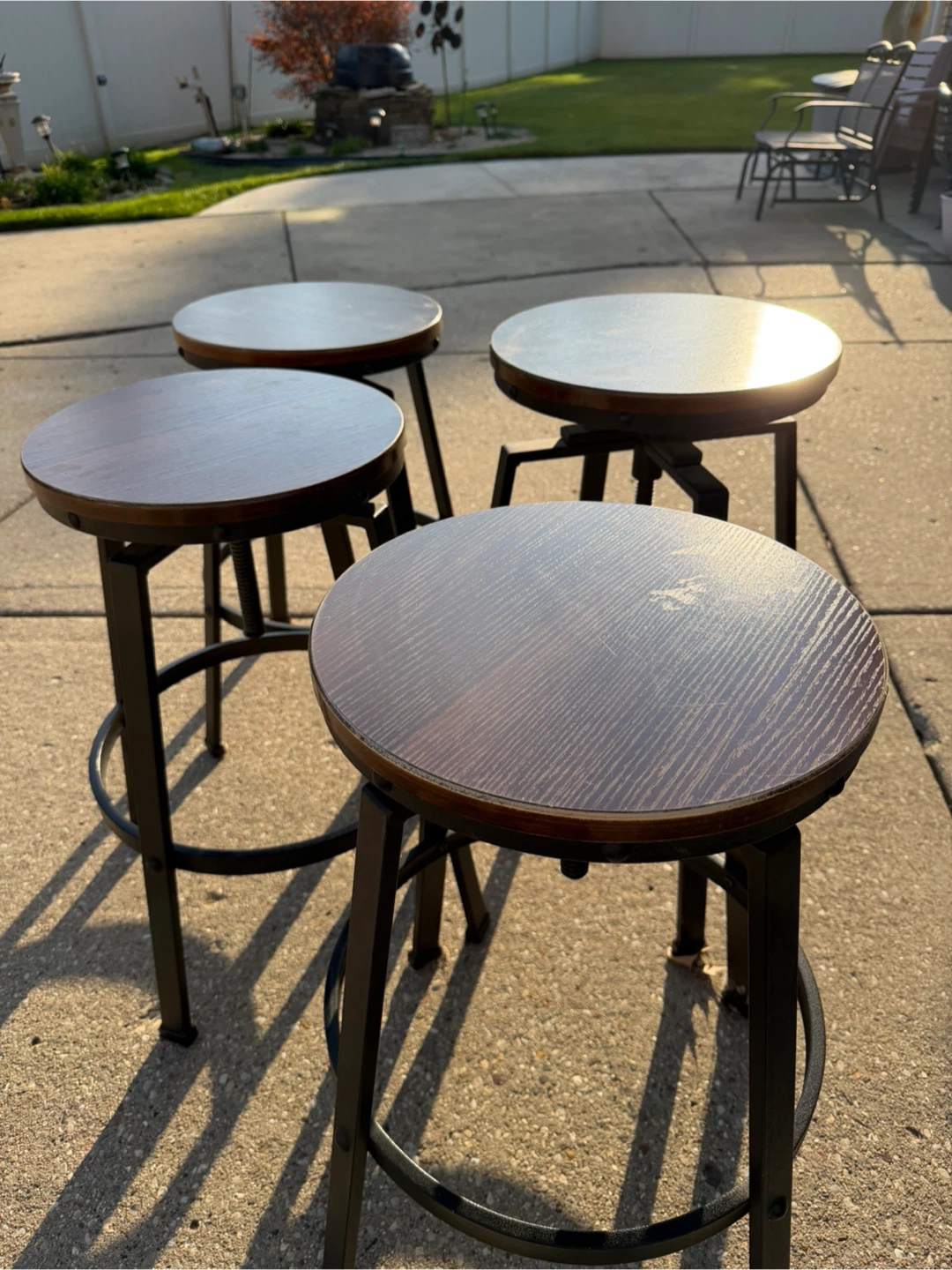 Set of 4 Adjustable Height Bar Stools