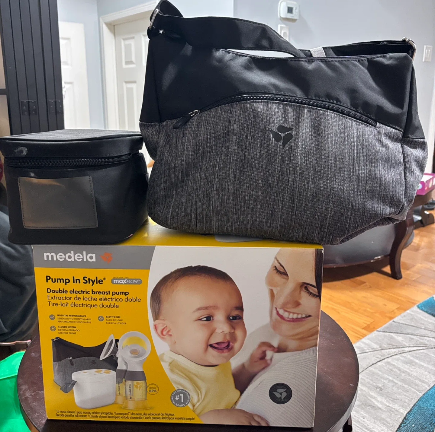 Medela Pump In Style Breast Pump with maxFlow image indicator(9)
