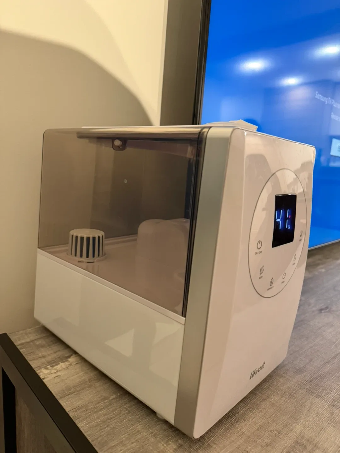 Levoit Humidifier - Combats Dry Air image indicator(2)