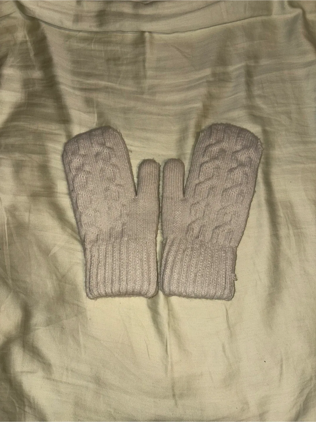 Cream Cable Knit Mittens
