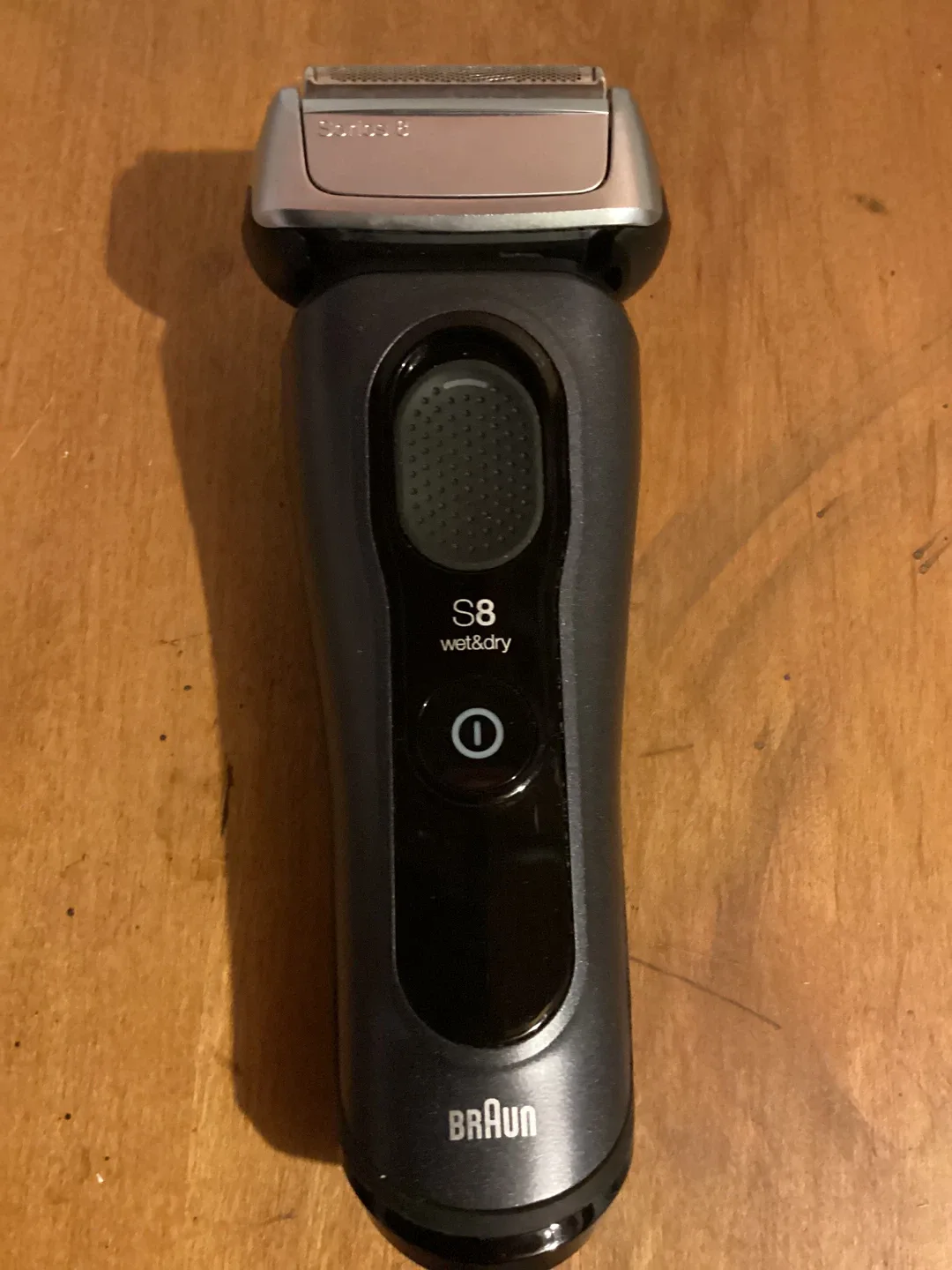 BRAUN SERIES 8 ELECTRIC SHAVER image indicator(3)