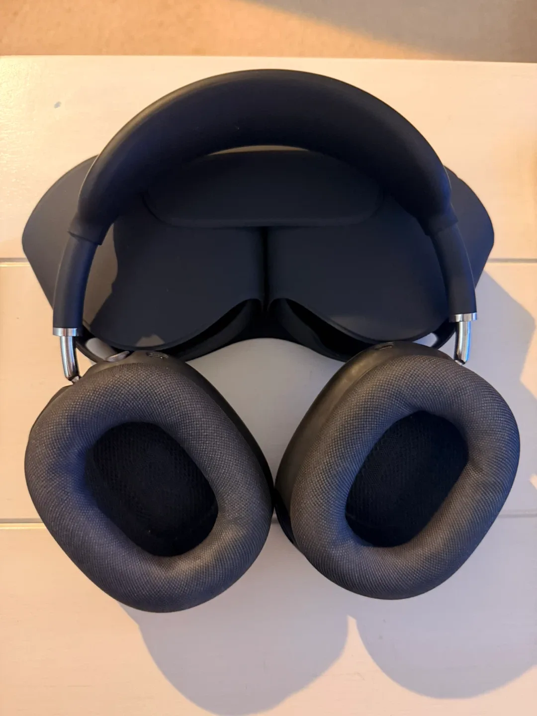 Apple AirPods Max - Black Gen 1 image indicator(4)