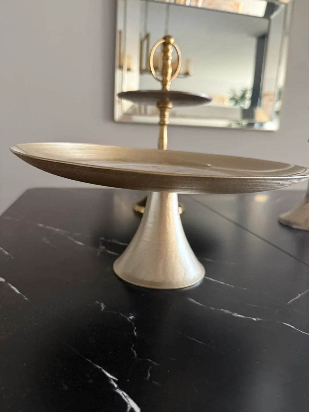 Two-Tiered Serving Stand - Gold & Silver image indicator(3)