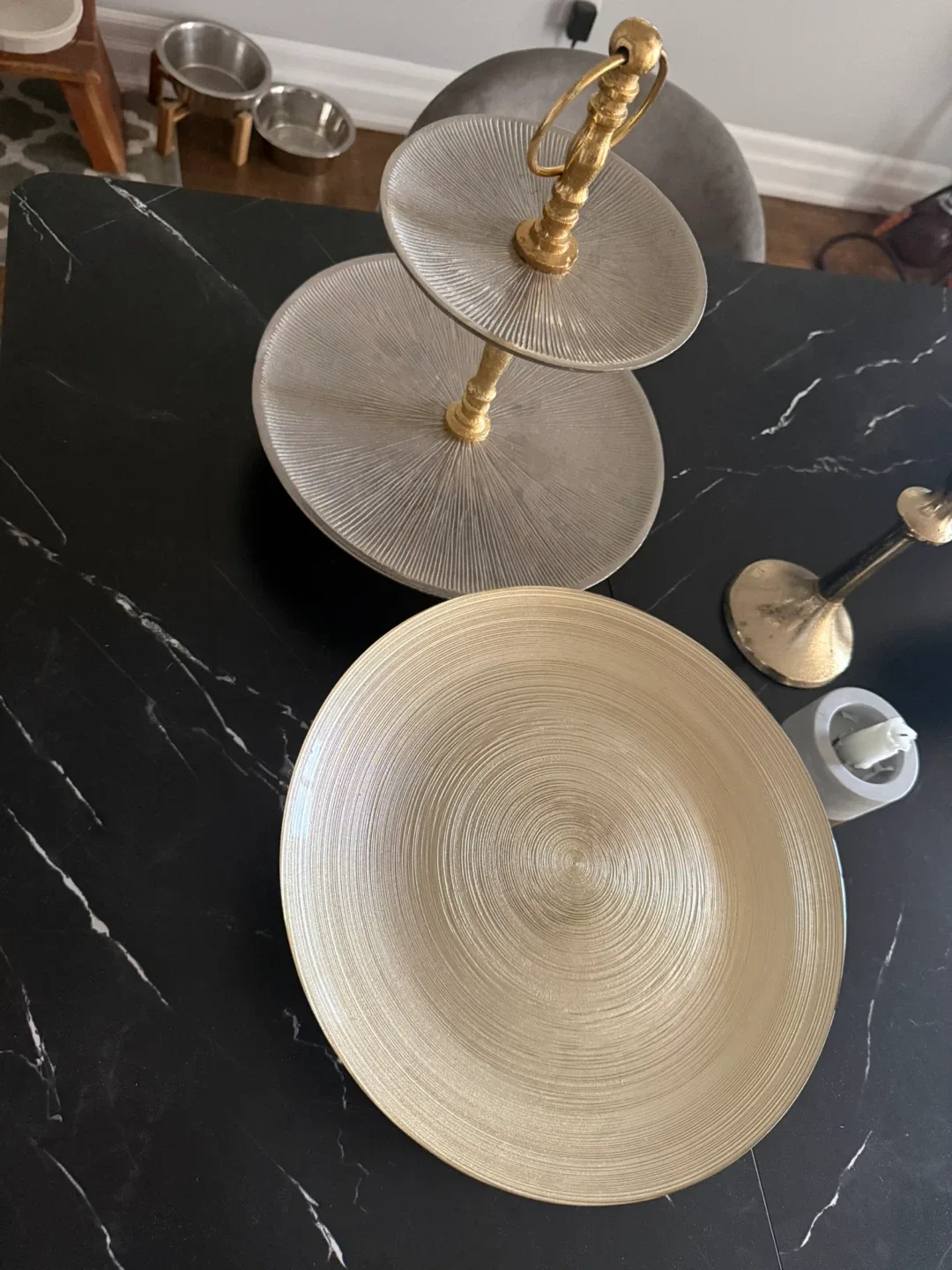 Two-Tiered Serving Stand - Gold & Silver image indicator(4)